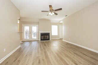 5356 Sunnyvale Dr in Nashville, TN - Building Photo - Building Photo