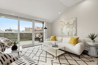 771 Harrison Ave, Unit PH8 in Boston, MA - Building Photo - Building Photo