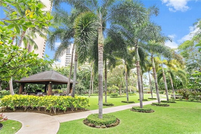 1551 Ala Wai Blvd in Honolulu, HI - Building Photo - Building Photo