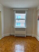 21 Beacon St, Unit 11 in Boston, MA - Building Photo - Building Photo