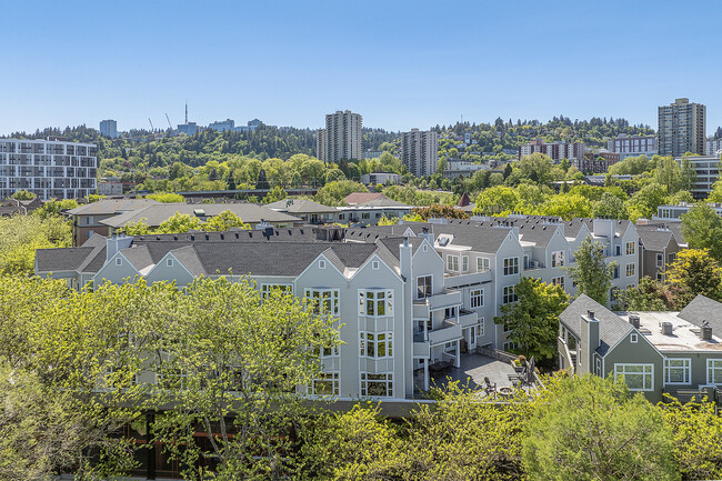 RiverPlace Condominiums in Portland, OR - Building Photo - Building Photo