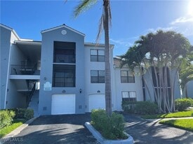 13555 Eagle Ridge Dr in Ft. Myers, FL - Building Photo