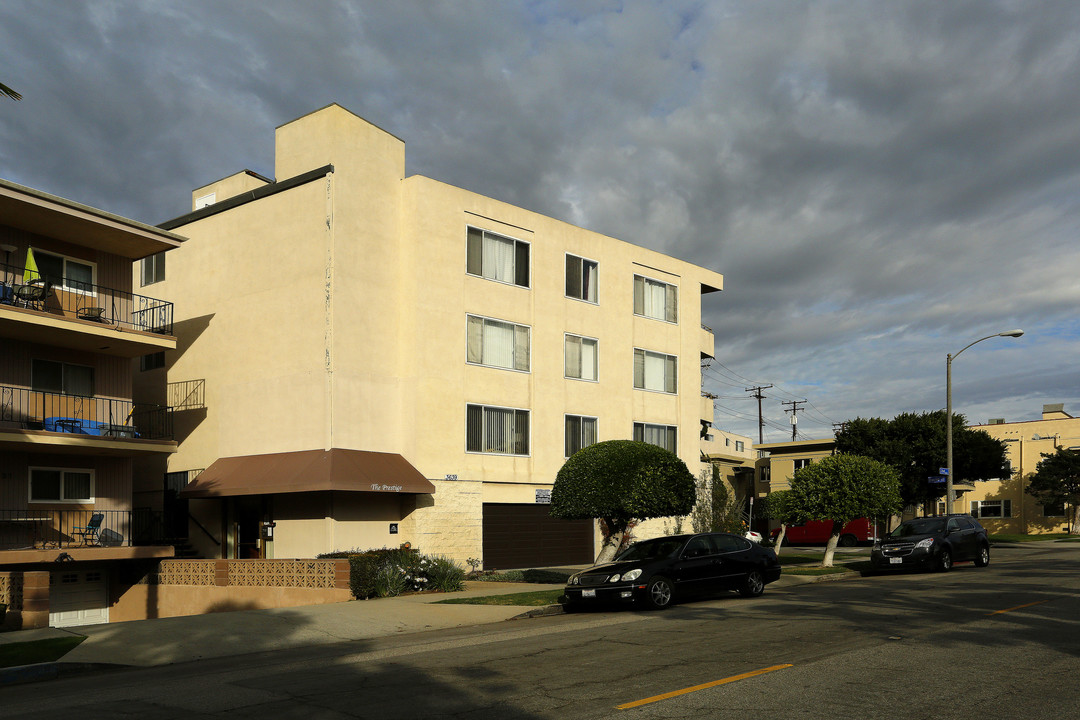 3639 E 2nd St in Long Beach, CA - Building Photo