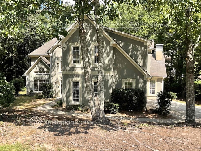 property at 809 Oak Trail Dr