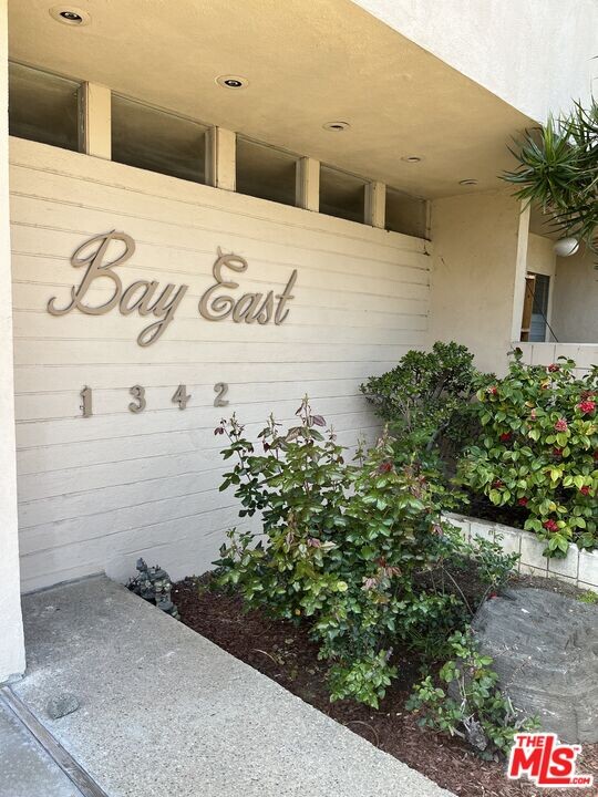 1342 10th St in Santa Monica, CA - Building Photo