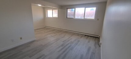 4507-144 44 Ave in Stony Plain, AB - Building Photo - Building Photo