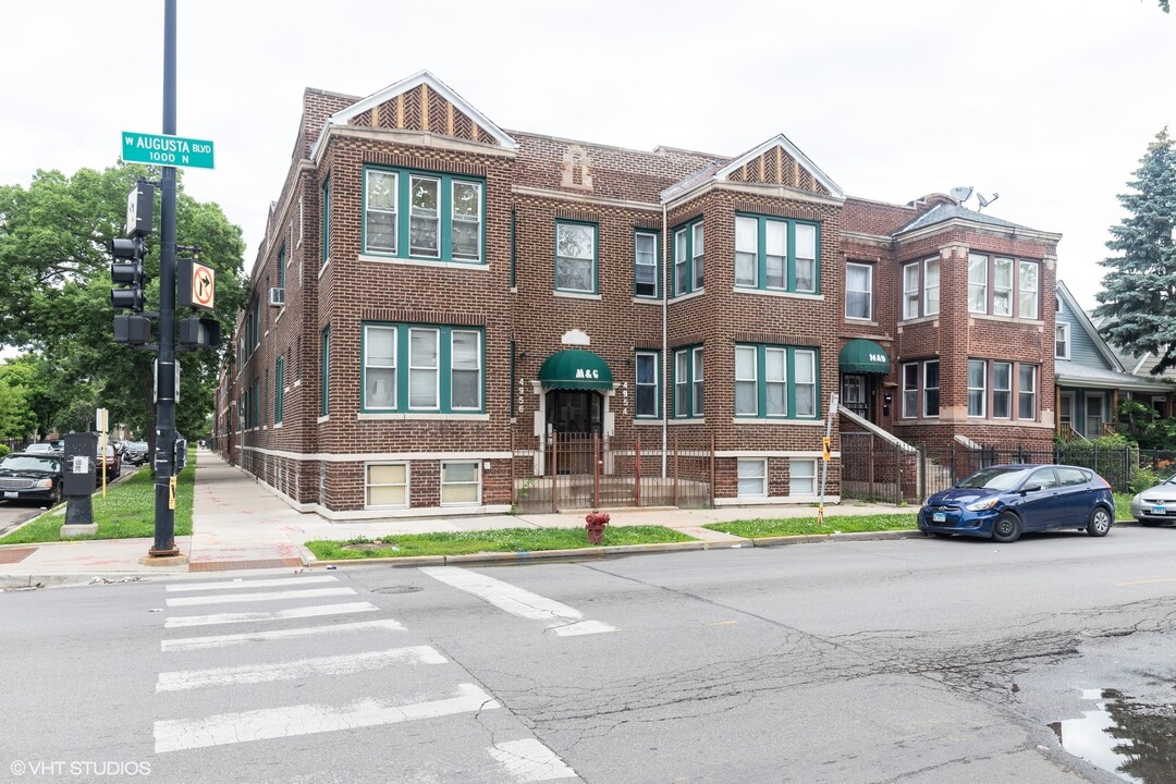 4954-4956 W Augusta Blvd in Chicago, IL - Building Photo