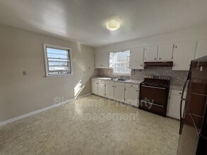 10 N Main St in Smithsburg, MD - Building Photo - Building Photo