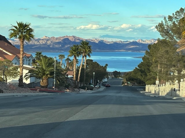 687 Marina Dr in Boulder City, NV - Building Photo