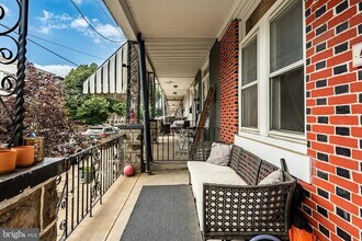 4017 Dexter St in Philadelphia, PA - Building Photo - Building Photo