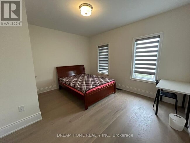 property at 9384 Bayview Ave