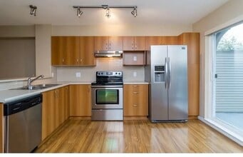 15155 62A Av in Surrey, BC - Building Photo - Building Photo