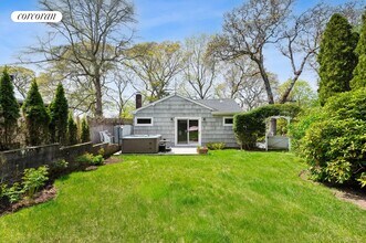 90 Bay St in Southampton, NY - Building Photo - Building Photo