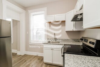 836 Liberty St in Newport, KY - Foto de edificio - Building Photo