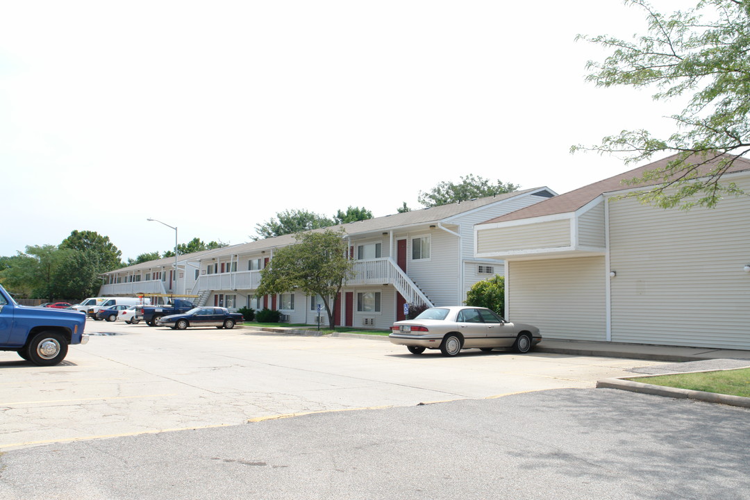 Pawnee Park Apartments in Wichita, KS - Foto de edificio