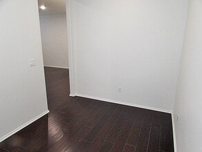 16530 Stonecreek Dr in Fontana, CA - Building Photo - Building Photo