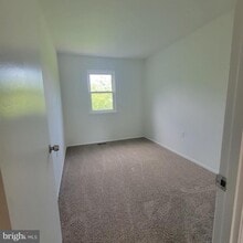8235 Tomlinson Ct in Severn, MD - Building Photo - Building Photo
