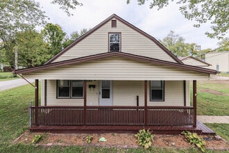 398 2nd St in Franklin, IN - Building Photo - Building Photo