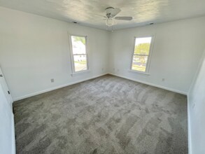 231 W Balview Ave, Unit B in Norfolk, VA - Building Photo - Building Photo