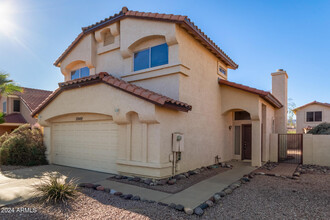 3940 E South Fork Dr in Phoenix, AZ - Foto de edificio - Building Photo