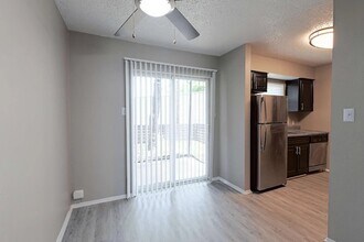 531 Bedford Rd, Unit 112 in Bedford, TX - Building Photo - Building Photo