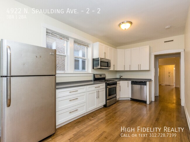4922 N Spaulding Ave in Chicago, IL - Building Photo - Building Photo