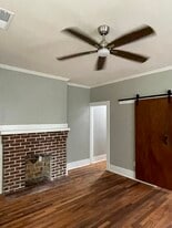 1221 Grove St, Unit Apartment B