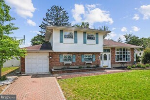 50 Burton Dr in Howell, NJ - Building Photo
