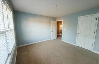 1332 Melrose Woods Ln SE in Lawrenceville, GA - Building Photo - Building Photo