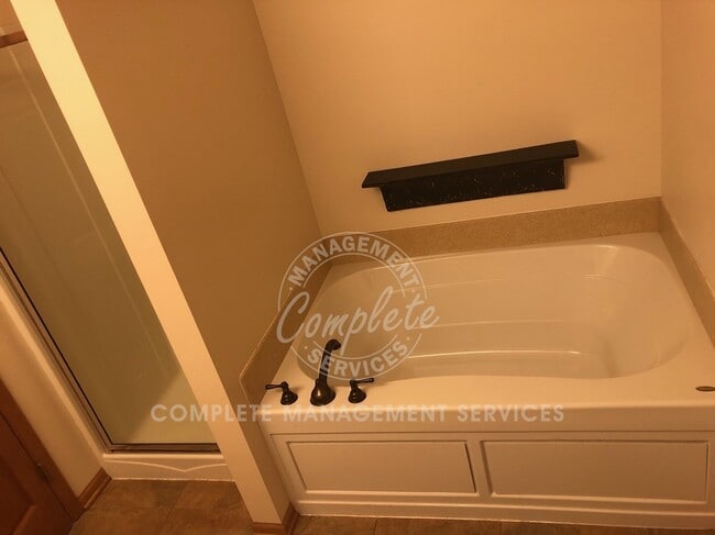 4334 Bulrush Blvd in Shakopee, MN - Building Photo - Building Photo
