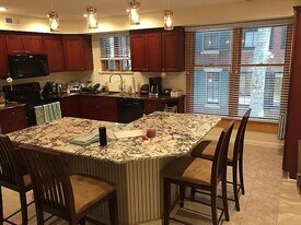 2044 Appletree St in Philadelphia, PA - Building Photo