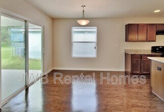 8254 Maple St in Jacksonville, FL - Building Photo - Building Photo