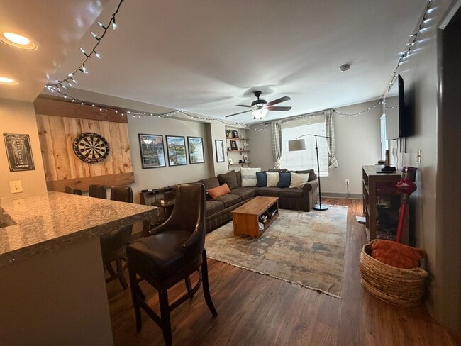 property at 1735 Lake Ave