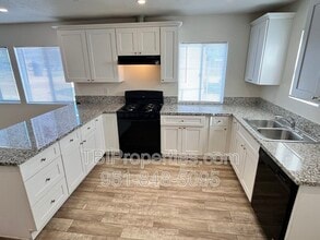 7773 Philbin Ave in Riverside, CA - Building Photo - Building Photo