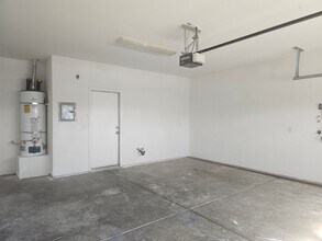 1403 Florence Ave in Dinuba, CA - Building Photo - Building Photo