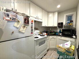 1139 Broadway, Unit #7 in Somerville, MA - Building Photo