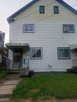 160 Byron St Apartments