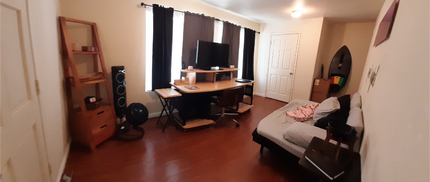 2228 Garnet Ave in San Diego, CA - Foto de edificio - Building Photo