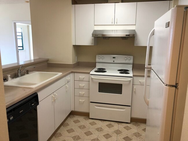 988 Franklin St in Oakland, CA - Foto de edificio - Building Photo