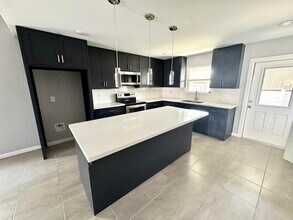 5521 Conroe St in Laredo, TX - Building Photo - Building Photo