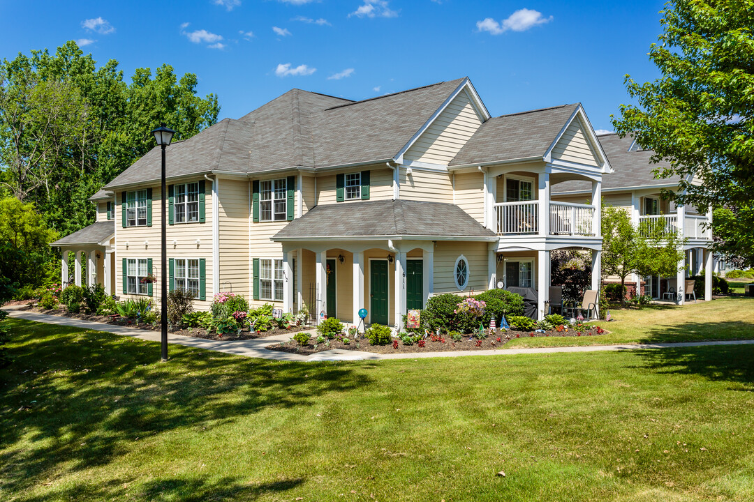 The Hammocks at Southern Hills in Fairport, NY - Building Photo