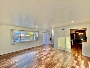 8051 San Carlos Dr in San Diego, CA - Building Photo - Building Photo