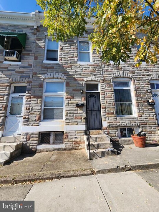 124 S Loudon Ave in Baltimore, MD - Building Photo