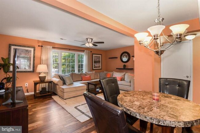 4916 Van Masdag Ct in Annandale, VA - Building Photo - Building Photo