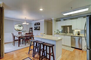 30 Paddle Boat Ln, Unit Brighton Bay Condo in Hilton Head Island, SC - Building Photo