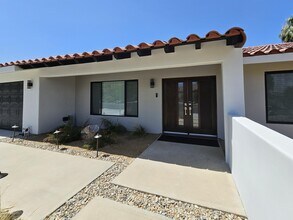 72278 Barbara Dr in Rancho Mirage, CA - Foto de edificio - Building Photo
