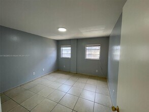 1630 W 46th St in Hialeah, FL - Building Photo - Building Photo