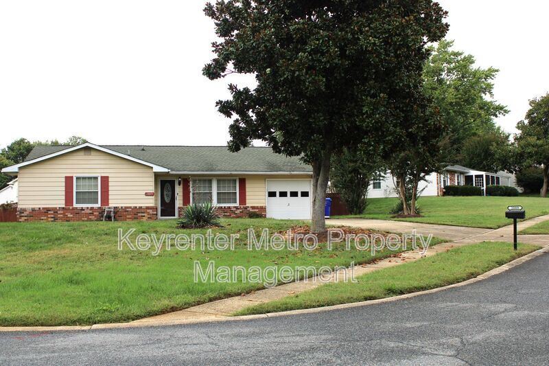 2889 Chippewa St in Bryans Road, MD - Building Photo