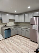 2200 White Cedar Blvd in Portsmouth, NH - Building Photo - Building Photo