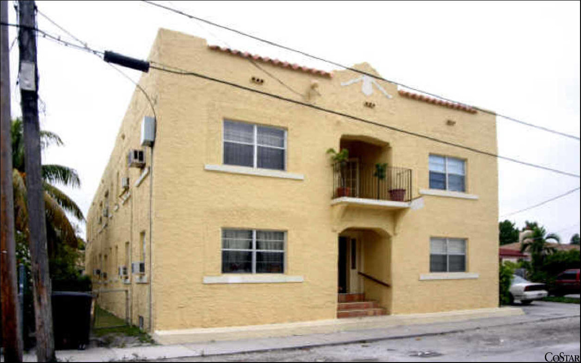 Citrus Grove Apartments in Miami, FL - Building Photo